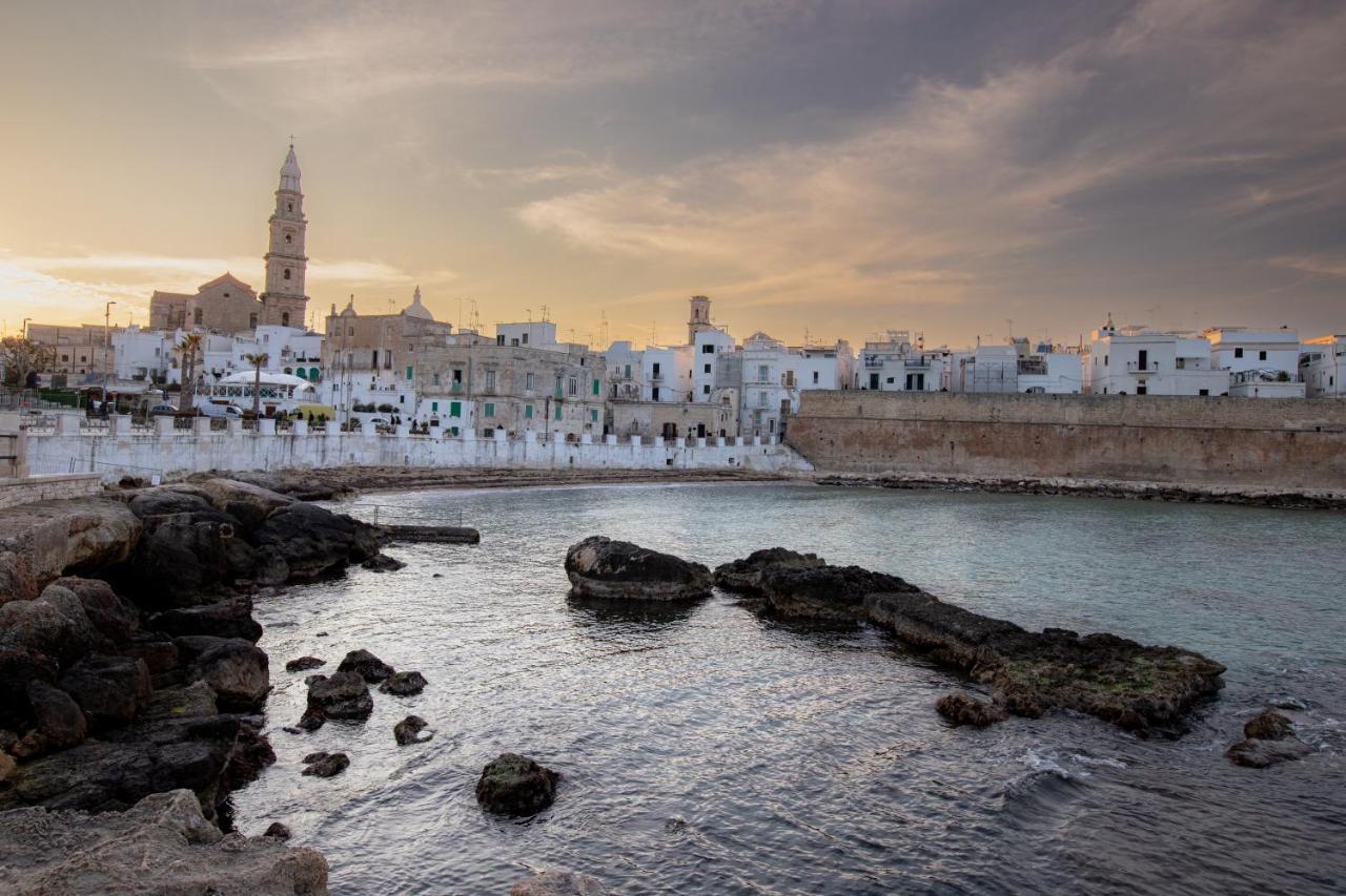 Отель Borgo Cozzana Mare Монополи Экстерьер фото