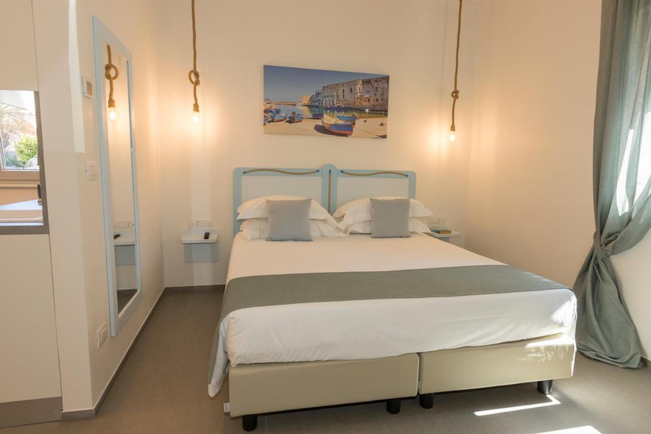 Отель Borgo Cozzana Mare Монополи Экстерьер фото