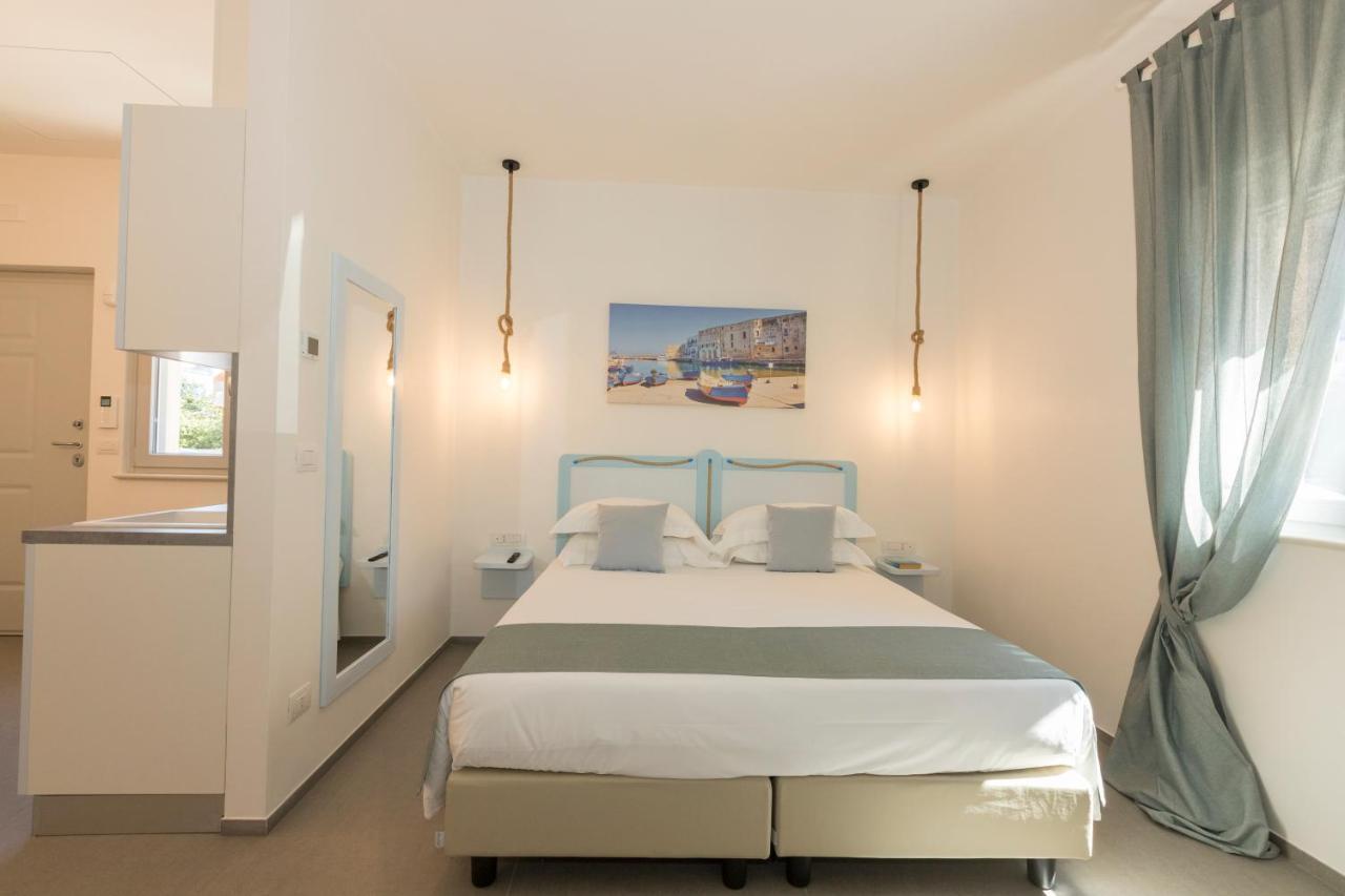 Отель Borgo Cozzana Mare Монополи Экстерьер фото